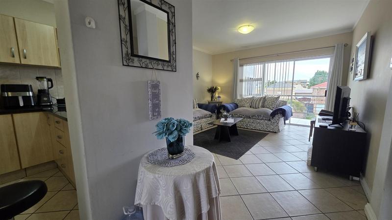2 Bedroom Property for Sale in Reebok Western Cape